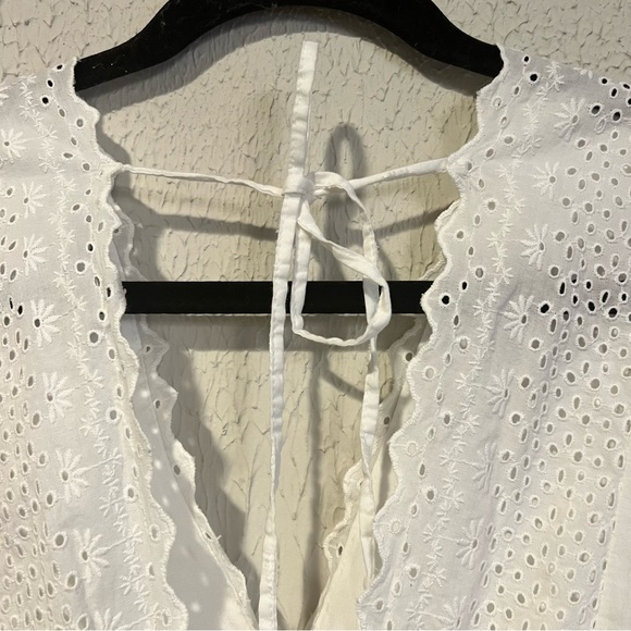 American Eagle Outfitters White Eyelet Cotton Romper size small - Picture 11 of 15